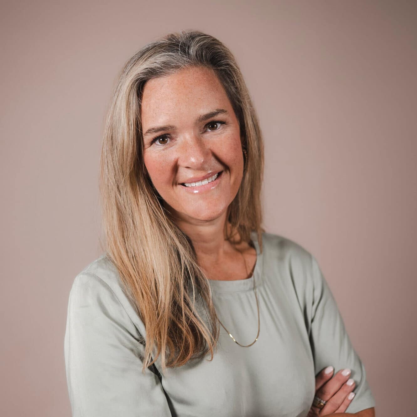 Dr. Jaclyn Smeaton talk s Cortisol and your Thyroid with Inna Topiler on Thyroid Mysteries Solved Podcast